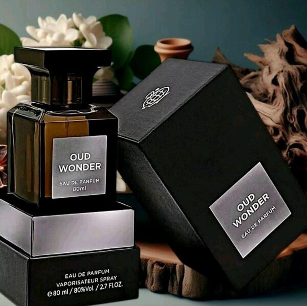 Oud Wonder Fragrance World para Hombres y Mujeres