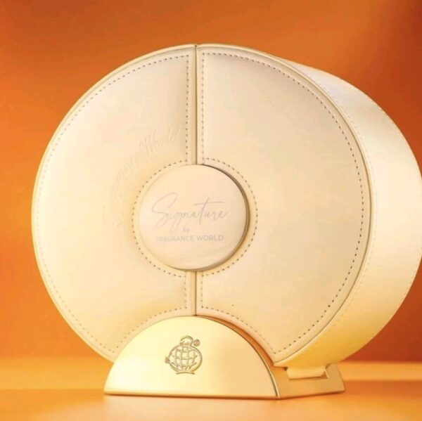 Signature Pearl Fragrance World para Hombres y Mujeres